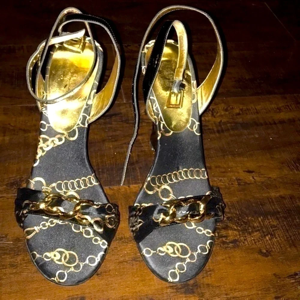 Guess uec black